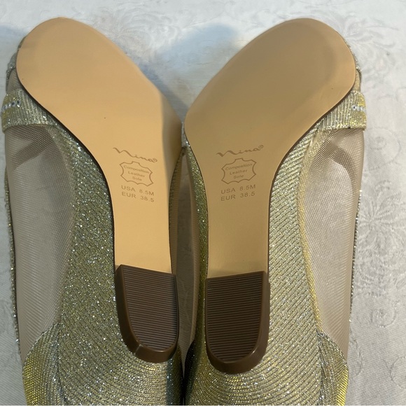 Nina Formal Cocktail Shoes Silver Glitter Rhinestones 1 1/2” Wedge Heel NWOT 8.5 - Picture 10 of 12